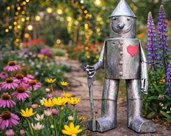 Tin Man Resin Gartenstatue, wunderliche Metalloptik-Skulptur, wetterfeste Yard-Art