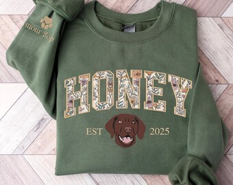 Custom Labrador Embroidered Sweatshirt Dog Name, Personalized Labrador Name Crewneck – Forever Loved, Dog Mom Gift, Pet Memorial Apparel