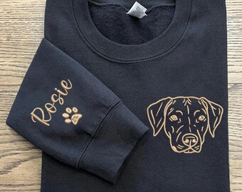 Custom Labrador Embroidered Sweatshirt Dog Name, Personalized Labrador Name Crewneck – Forever Loved, Dog Mom Gift, Pet Memorial Apparel