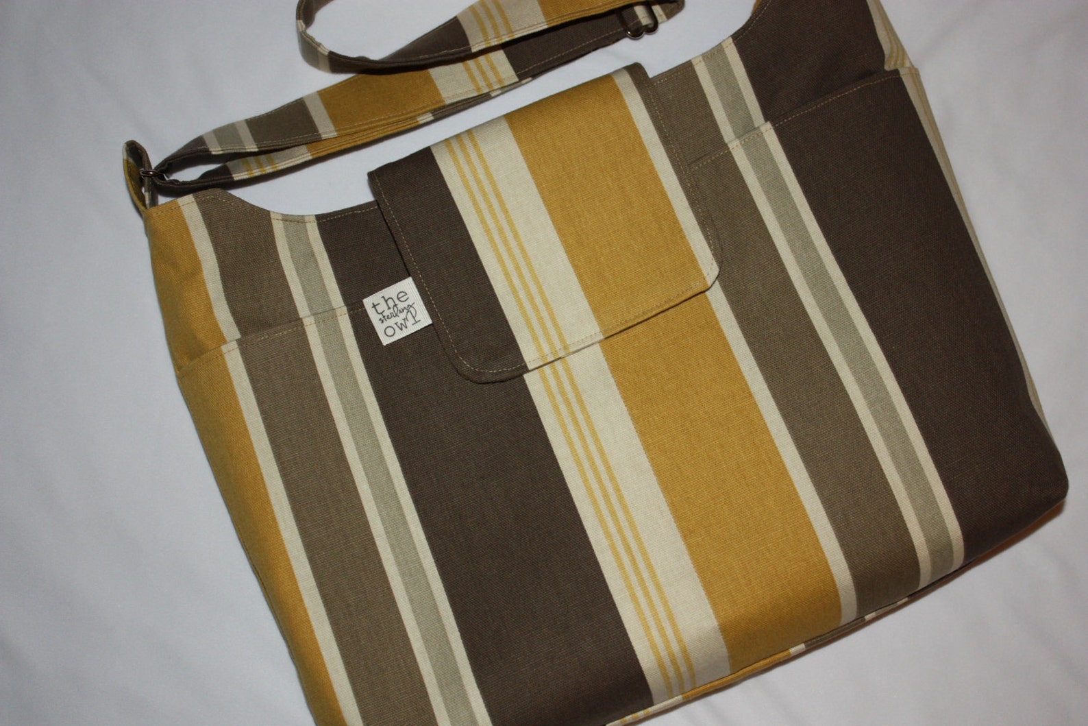 hobo messenger crossbody bag