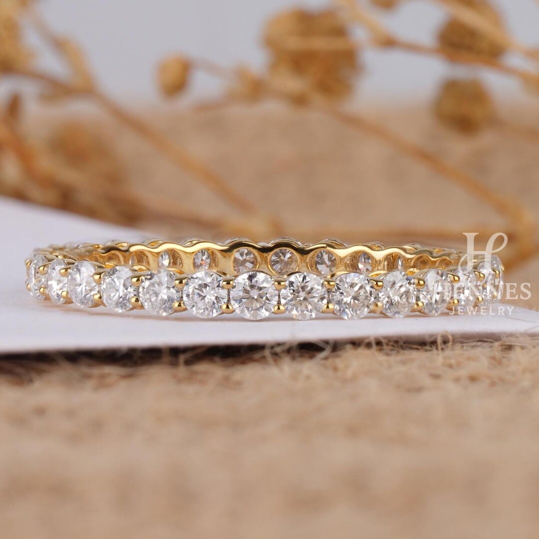 Scallop Setting Dainty Thin Moissanite Wedding Band for Women 14K Gold Shared Prong ...