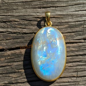 Colgante extragrande de piedra lunar azul ovalada, plata de ley 925, chapado en oro amarillo, joyería artesanal.