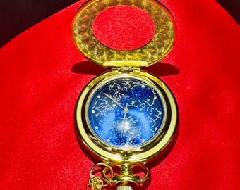 Arctic Starry Sky Pocket Watch – Handmade Vintage Celestial Pendant Necklace, Engraved Constellation Gift, Silver Tone with Chain