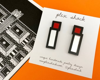 Weight light red silver acrylic earrings designed by Plexi Shock.