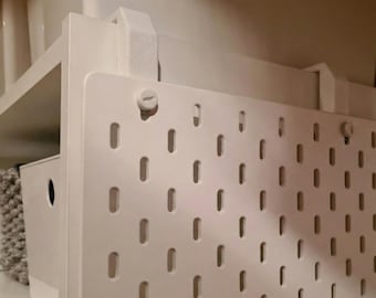 Truque da IKEA: Suporte lateral para painel perfurado Skådis na estante Billy | Sem necessidade de furar | Sistema Smart-Mount
