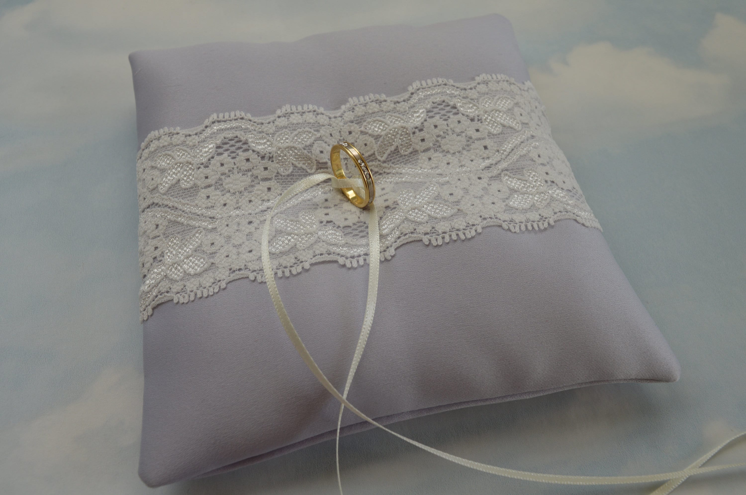 Silver gray wedding ring pillow Ring Ring bearer pillow, wedding ring dark