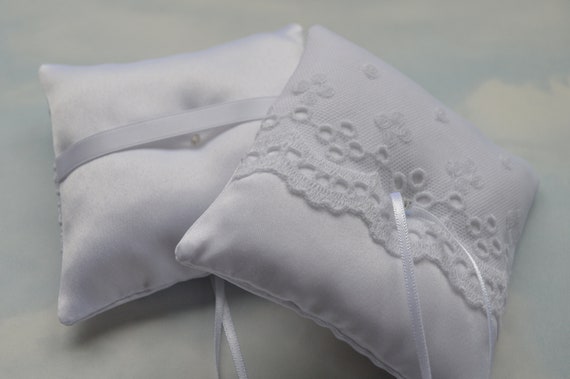 Mini ring hotsell pillow