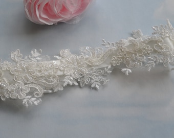 LIGHT IVORY beaded lace wedding garter, Bridal garter