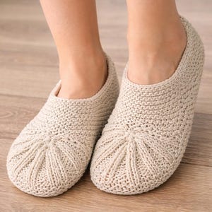 Knitting pattern slippers for adult Slippers Tutorial Slipper Socks Ladies Slippers Knitting Pattern  Ladies Basic Slipper