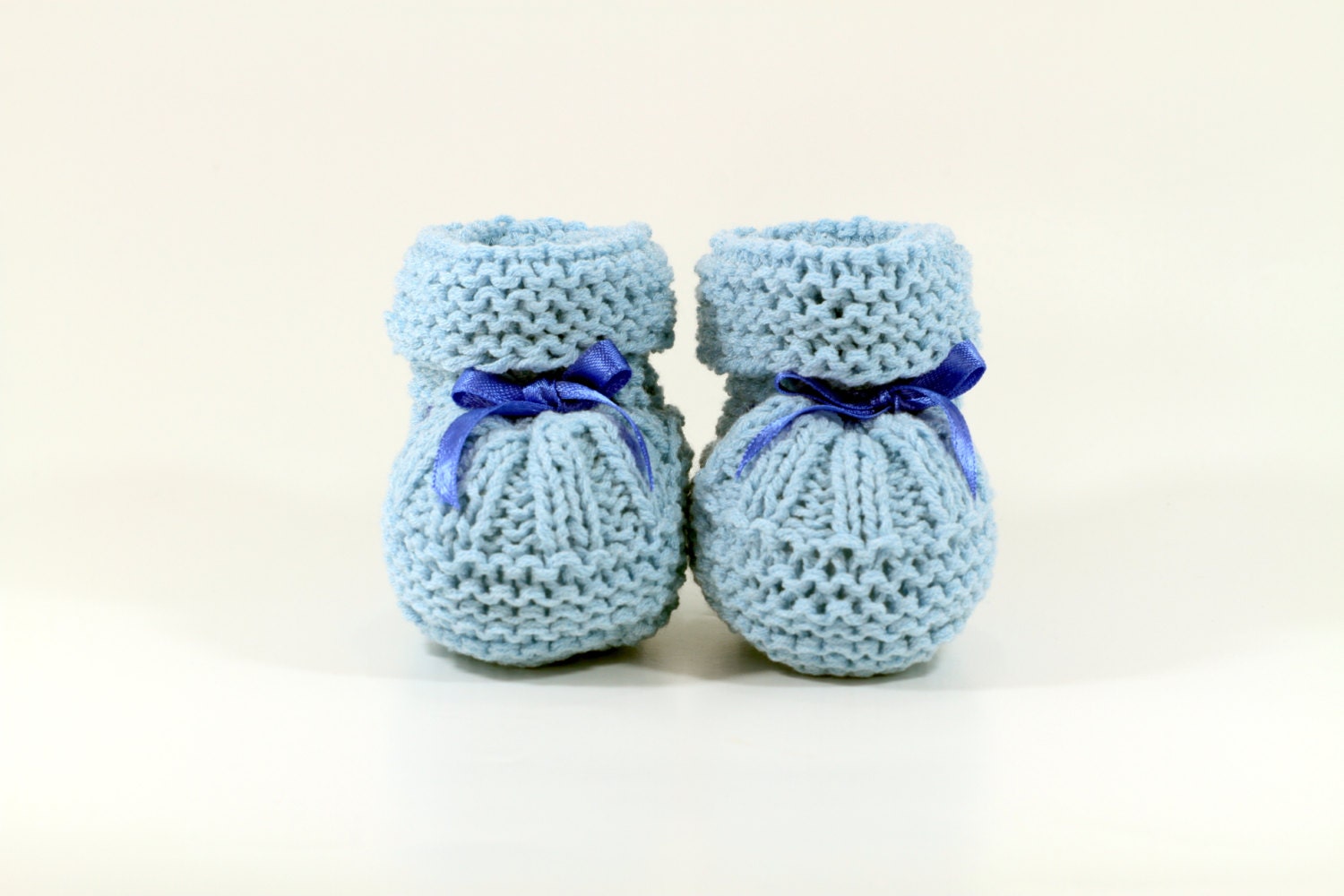 Knitted Baby Shoes Pattern With Ribbon in the Size 3 6 | Etsy