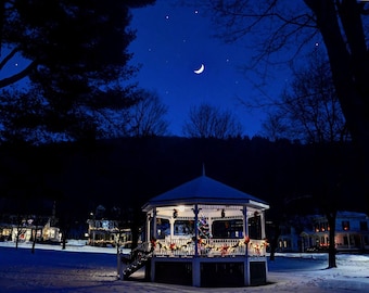 Vermont Winter Moonrise Photograph | New England Photo Wall Art| Photo Art Home Decor Gift