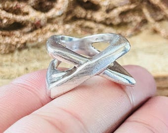 Crossover Silver Ring, Statement Ring, Minimalist Silver Ring, 925 Sterling Silver Jewelry, Gift for Her,  handmade Silver Ring