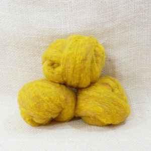 Needle felting wool batting in Marigold, wool batting, felting supplies, fleece wool batting in Marigold, golden wool, wool for spinning,