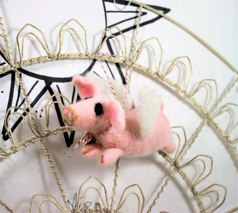 miniature pink when pigs fly heart Needle felted pig ornament when pigs fly ornament perfect for pig lovers Curly Furr ornament
