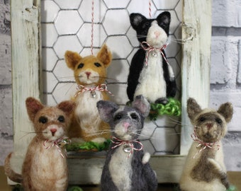 Needle felted sitting cat, wool felt kittens, miniature kitten, felted cat figurine, cat portrait ornament, ready to ship