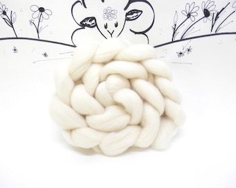 4 ounces of ecru wool roving for needle felting, dying or spinning, Wooly Buns, also available in 1 lb size