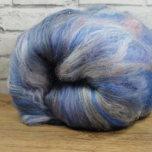 Batt Art en Blue Bird para hilar, batt cardado, fibra de fieltrado con aguja de 2 oz, suministros para hilado de merino, hilado de merino corriedale azul