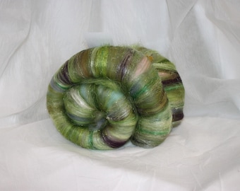 Art Batt w kolorze sukulentów do przędzenia włóczki, Wooly Batts, artykuły do ​​filcowania igłowego, włókno merynosowe, wełniana wata Polwarth w kolorze pastelowym 4 1/4 uncji