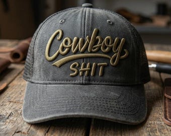 Diseño de bordado 3D de caca de vaquero / Archivo de bordado para sombrero y gorra de rodeo del oeste