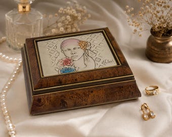 Vintage Valenti sieradendoos van 925 sterling zilver | Spaanse decoratieve doos | Vrouw en bloem reliëf | Cadeau voor verzamelaars