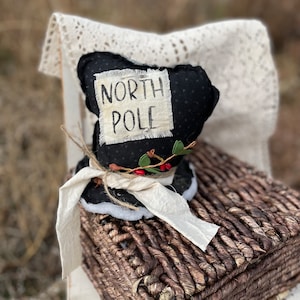 Snowman Top Hat, Snowman Hat, Snowman Black Hat, primitive Christmas decor, winter decor, Christmas Hat, Winter Primitive Snowman Hat