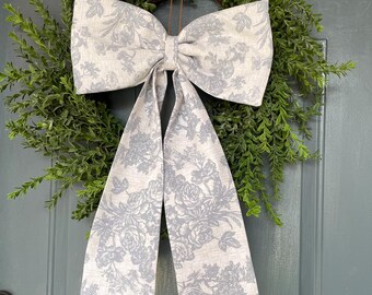 chateau core wreath bow, Bow Light Blue Chinoiserie inspired Sash for Boxwood Wreath, blue toile inspired bow, china blue and white pattern