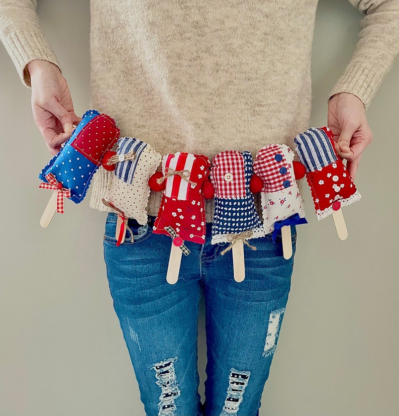 Blue Fudgsicle Garland