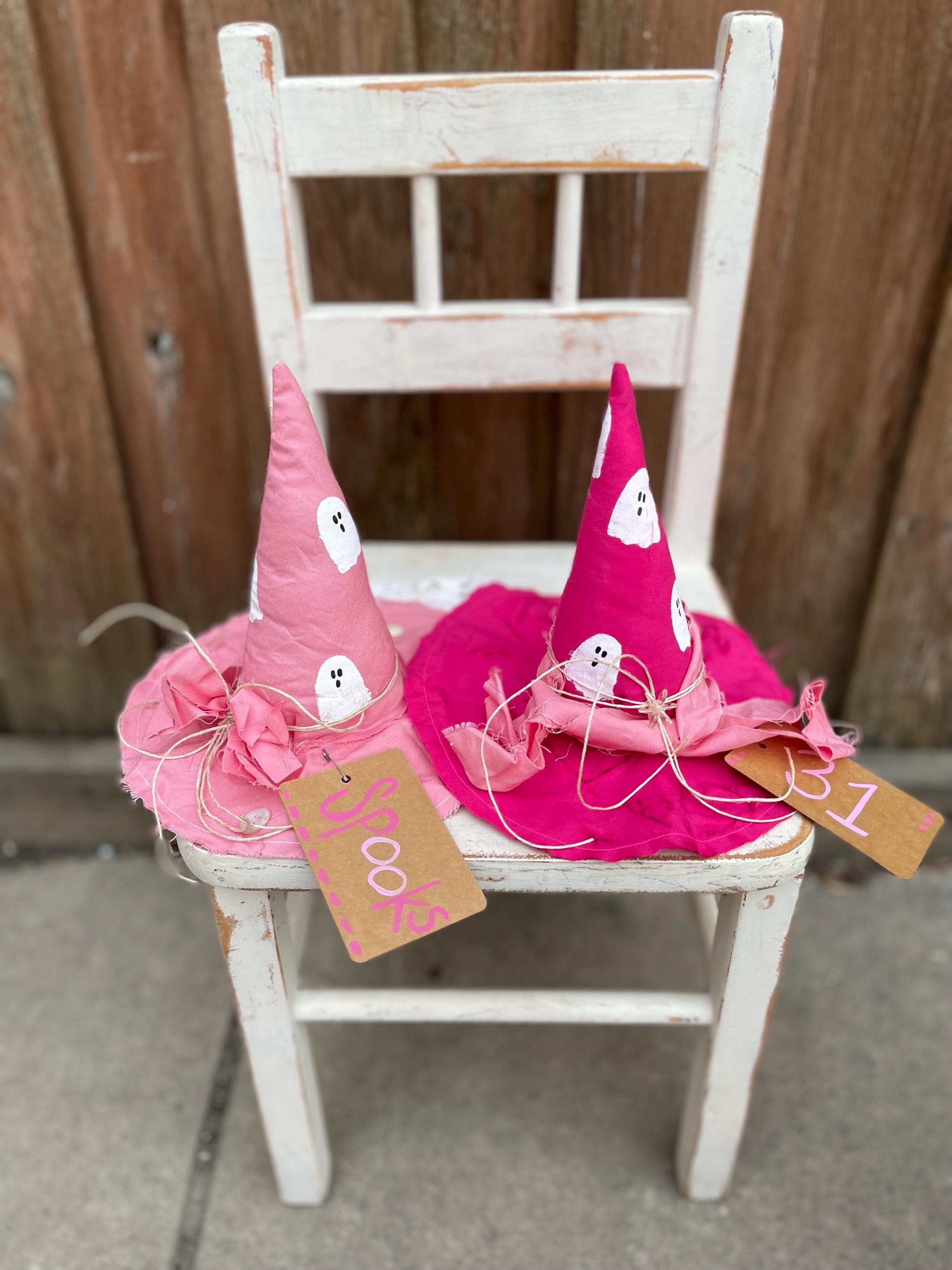 Retro Halloween Decor, Pink Halloween Decor, Vintage Pumpkins, Pink Decor, Farmhouse Halloween Decor, Pink Halloween Tier Tray Decor