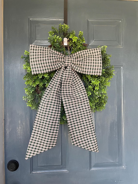 Handmade Plaid Christmas Bow, plaid Heirloom Holiday Bow, Christmas Tartan Plaid Wreath Sash, Rustic Cabin Garland, plaid bow tree topper