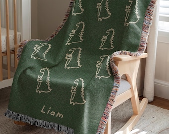 Manta de dinosaurio personalizada para bebé, manta tejida con nombre personalizado, decoración infantil de dinosaurio para niño o niña, regalo para baby shower, recuerdo 100 % algodón.