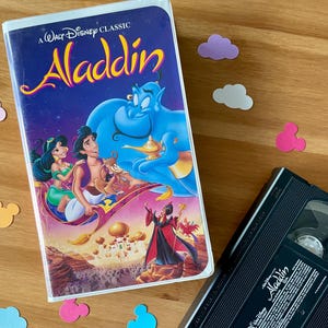 Vintage Aladdin VHS Movie-Tape & Original Video Case-Walt Disney Film Classics-Vintage 1990s Animated Aladdin-Disney Princess Jasmine-Genie