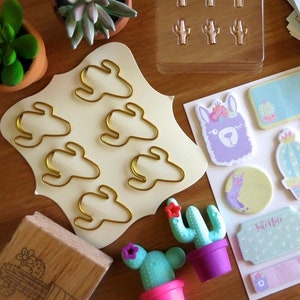Cactus Paper Clips-6 Gold Cactus Paper Clips-Cacti Paperclips-Cactus Page Markers-Saguaro Cactus-Cactus Graduation Gift-Desert-Desk Supplies