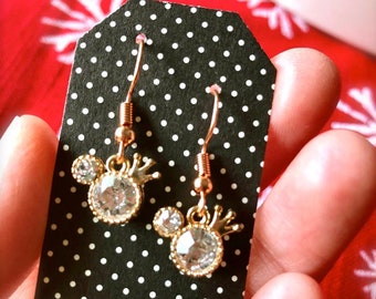 Pendientes de corona de Minnie Mouse con brillantes de oro rosa - Joyas con orejas de Mickey y diamantes de imitación - Pendientes colgantes con gemas de Disney, brazalete - 70.º aniversario de Disneyland