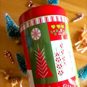 Vintage Christmas Tin-Vintage Christmas Tree & Snowflake Tin-Small Cylinder Holiday Tin-Vintage Holiday Gift Wrap-Vintage Red Baking Tin