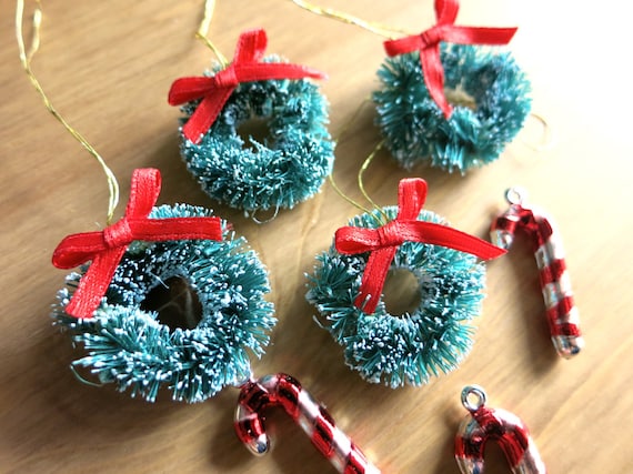 Tiny Flocked Bottle Brush Christmas Wreaths-Lot of 4 or 8 Mini Retro Bottle Brush Ornaments-Mini Green Wreaths Red Bows-Putz Holiday Village
