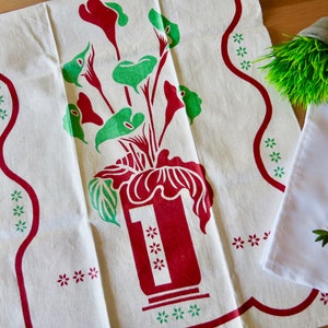 Vintage Summer Red & Green Tea Towels-Vintage Floral Holiday Dishtowel Napkin Set-Retro Good Housekeeping Fabric Dining Cloths-Calla Lillies