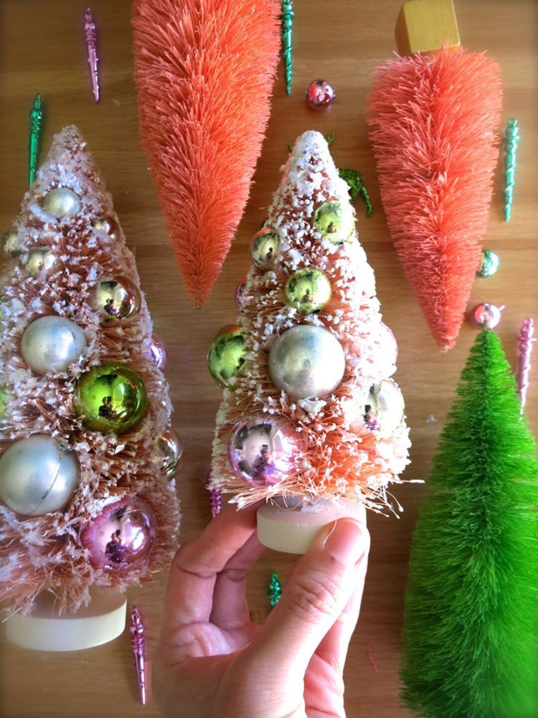 Vintage Pink Glass Christmas Ornaments, Bottle Brush Tree, Chandelier  Garland Romantic Homes Crystal Prisms White Feather Christmas Tree