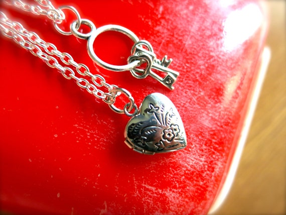 Three key shop jewelry