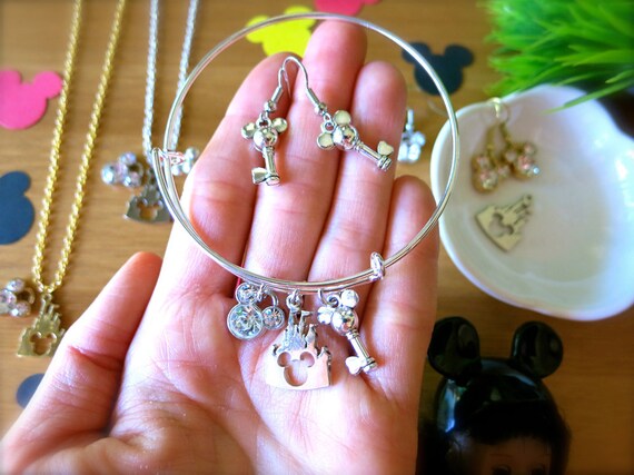 Pandora Disney princess | Pandora bracelet charms ideas, Pandora bracelet  designs, Pandora jewelry bracelets