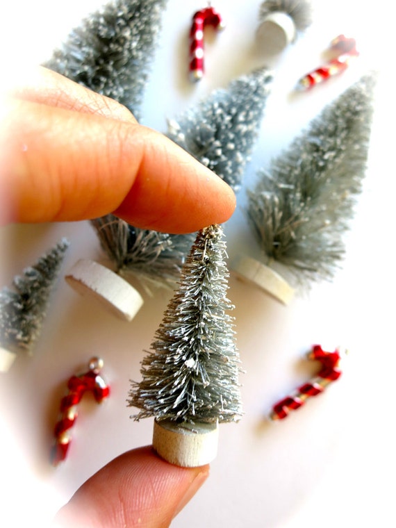 Metallic Silver Mini Bottle Brush Christmas Tree Set-6 Tiny Flocked Silver  Trees Lot-retro Holiday Pines-winter Snow Globe Trees-terrarium 