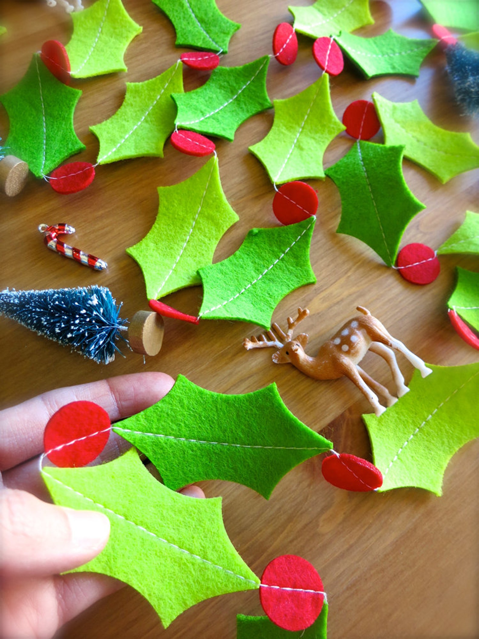 Holiday Felt Garland1 yd Holiday TrimFelt Holly Berry Etsy