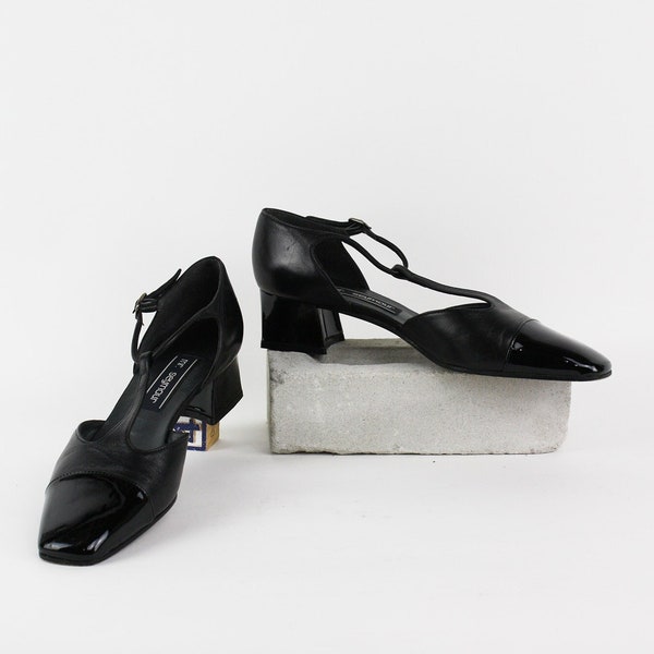 Vintage T Strap Marjane Shoes with square heel and patent leather