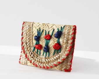 Vintage Basket Weave Wallet with Floral Applique Darling Romantic Summer accessory