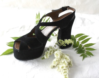 Vintage 70s Black Suede Platform Heels, Strappy Disco Shoes US 5