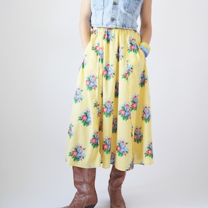 80s Yellow Floral Dirndl Skirt 100% Cotton Summer Boho Romantic Vintage Bottom Full SKirt with Pockets VTG image 1