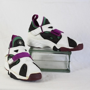 nike velcro sneakers womens