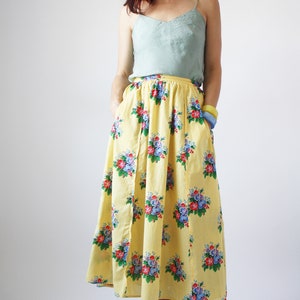 80s Yellow Floral Dirndl Skirt 100% Cotton Summer Boho Romantic Vintage Bottom Full SKirt with Pockets VTG image 5