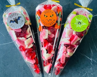 Halloween themed sweet cones - 140g