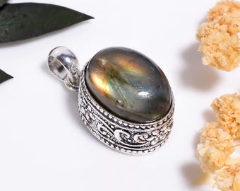 Natural Labradorite Pendant,Handmade Boho 925 Sterling Silver Gemstone Jewelry