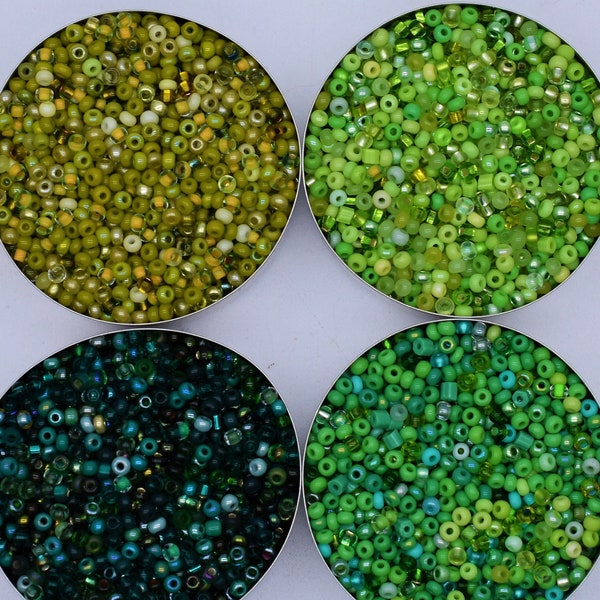 Green seed beads, green glass beads, green beads mix, 40 gr, PRECIOSA Nr10, 2 mm size - rocaille Czech seed beads, bead weaving, supplies